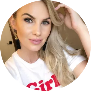 Carlie Butler - Shay Carl's sister