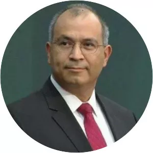 Carlos Alberto Treviño Medina