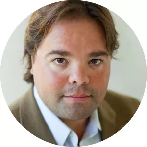 Carlos D. Bustamante