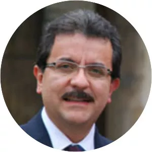 Carlos Eduardo Medellín Becerra