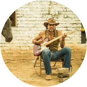 Carlos Elliot - Musical artist