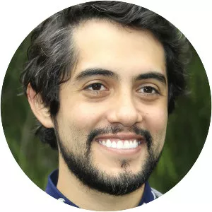 Carlos López Estrada