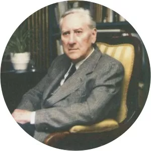 Carlos Martínez-Barbeito