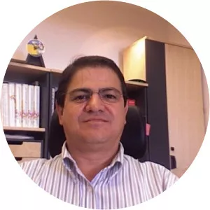 Carlos Oñate photograph