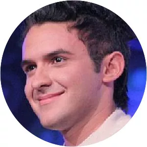 Carlos Peña (singer)