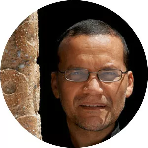 Carlos Runcie Tanaka - Author