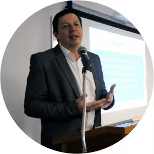 Carlos Sojo - Author