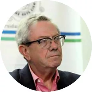 Carlos Tello Macías