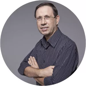 Carlos Wizard Martins