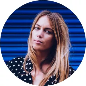 Carly Foxx - Musical artist