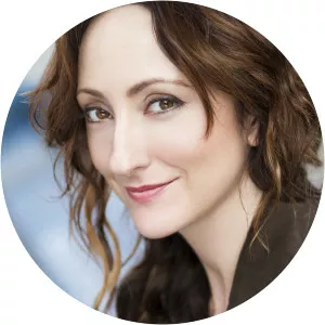 Carmen Cusack