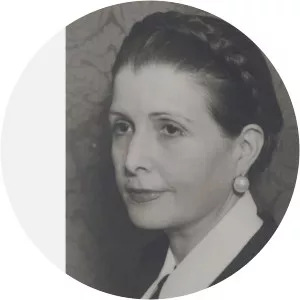 Carmen de Icaza, 8th Baroness of Claret