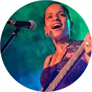 Carmen Niño Musician - Bassist