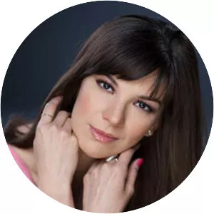 Carmen Sarahí - Mexican singer