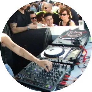 Carola Pisaturo - Musical artist