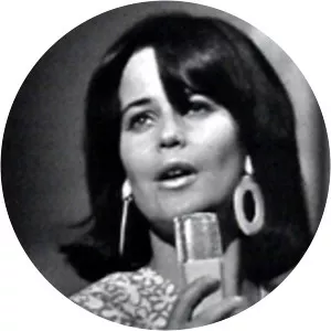 Carola Standertskjöld