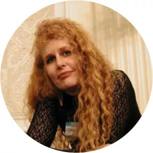 Carole Buggé - Author