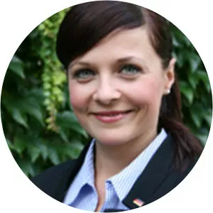 Carolin Bucher-Schulz - Politician