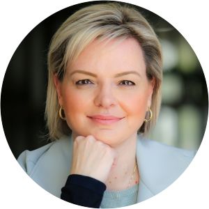 Caroline Arns photograph