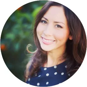 Caroline Artiss - Author