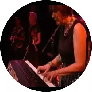 Caroline Dahl - American pianist