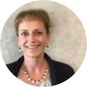 Caroline M Nievergelt