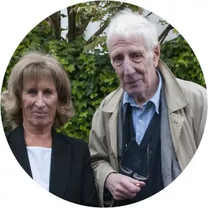 Caroline Medawar Garland photograph