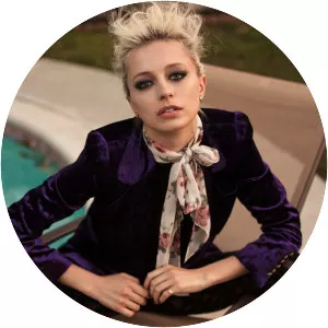 Caroline Vreeland - Singer