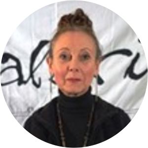 Carolyn Scrace - Author