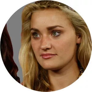 Carrie Michalka - Musician ‧ Aly Michalka's mother