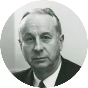 Carroll Vincent Newsom