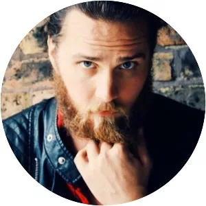 Carson Henley - Singer-songwriter