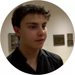 Carson MacCormac - Canadian actor