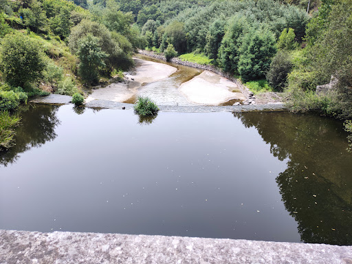 Cascata do Rio de Galinhas - Tourist attraction in Marco de Canaveses, Portugal