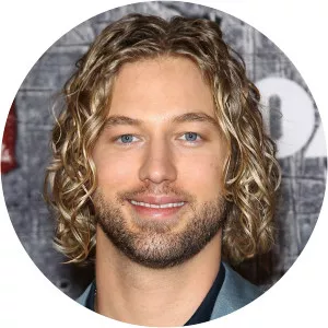 Casey James