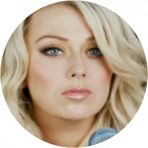 Cassie Davis - Australian singer