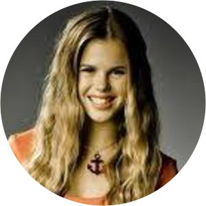 Cassie Henderson - Singer