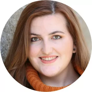 Cassie Hendry - Actor