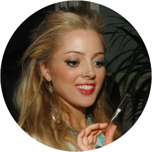 Cat Marnell - American writer