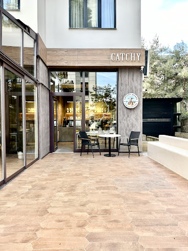 CATCHY CAFE - Cafe