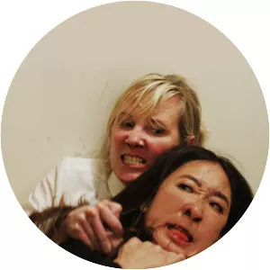 Catfight - 2016 ‧ Drama/Action ‧ 1h 36m