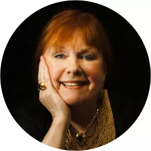 Cathy Cash Spellman - Writer