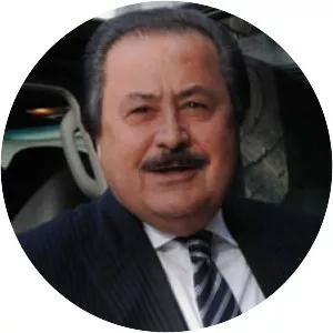 Cavit Çağlar
