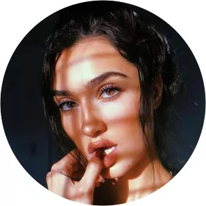 Cayte Lee - Musical artist