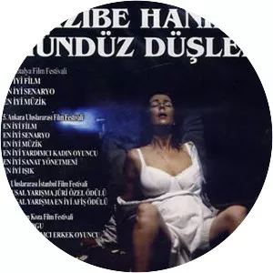Cazibe Hanımın Gündüz Düşleri - 1992 film