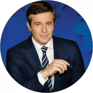 CBS Evening News With Jeff Glor2017 – 2019