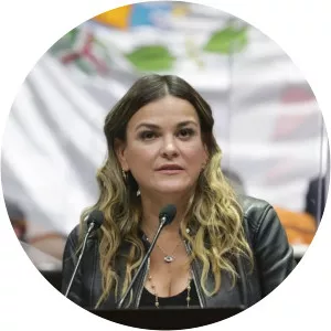 Cecilia Patrón Laviada