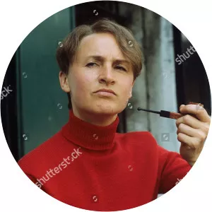 Cecily Hobbs - Actress