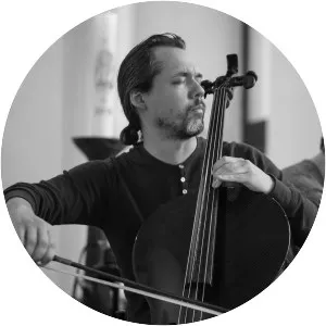 CEEYS - Musical group