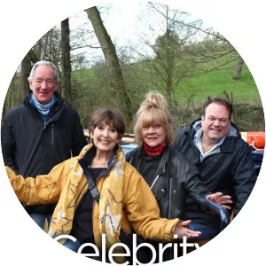 Celebrity 5 Go Barging